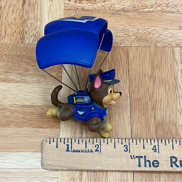 2021 Hallmark Paw Patrol The Movie Chase is on the Case Christmas Tree Ornament - Picture 12 of 13